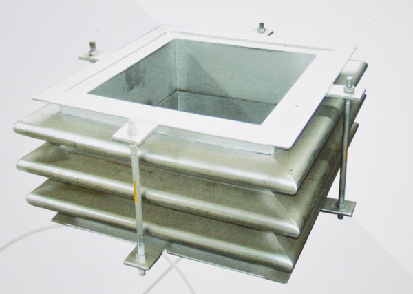 矩形金属补偿器