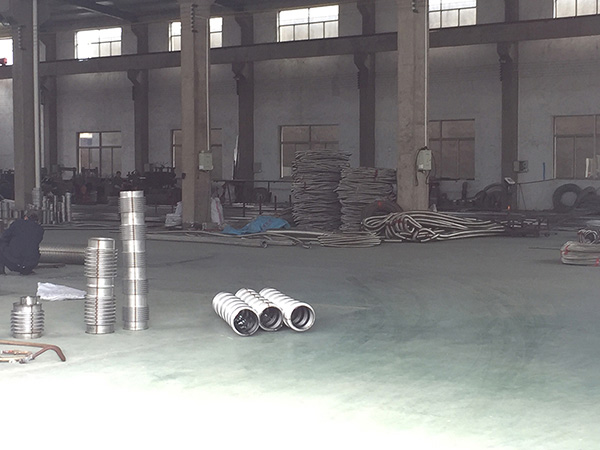 波纹管生产车间